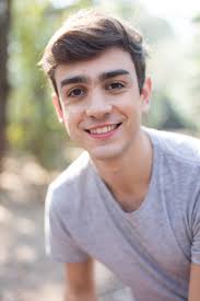 Andrés Martinez <em>- Santiago</em>